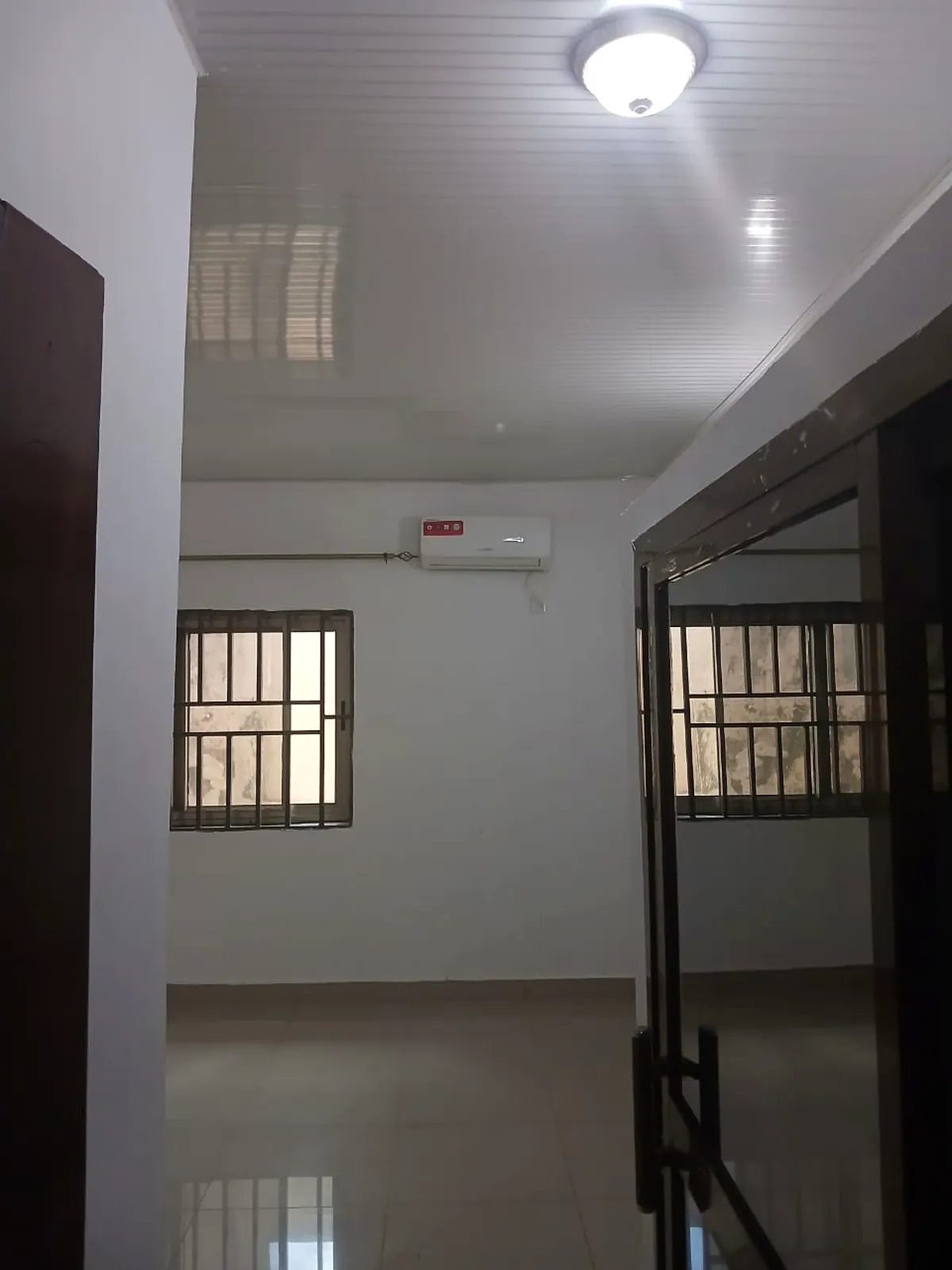 Classic 3 Bedroom Apartment in IMATT - photo 5