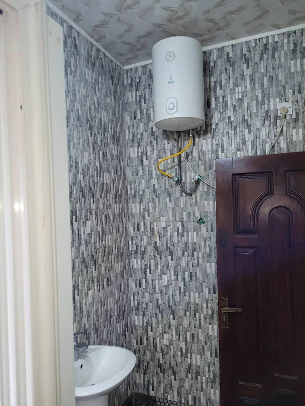 3 Bedroom Apartments in Angola Town - photo 3