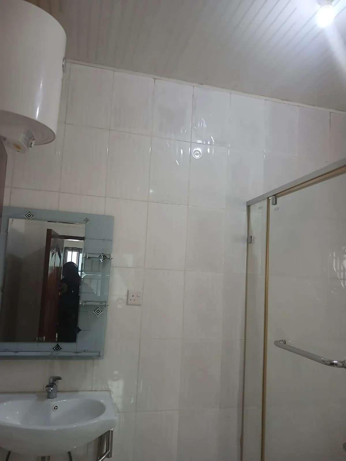 Classic 3 Bedroom Apartment in IMATT - photo 8