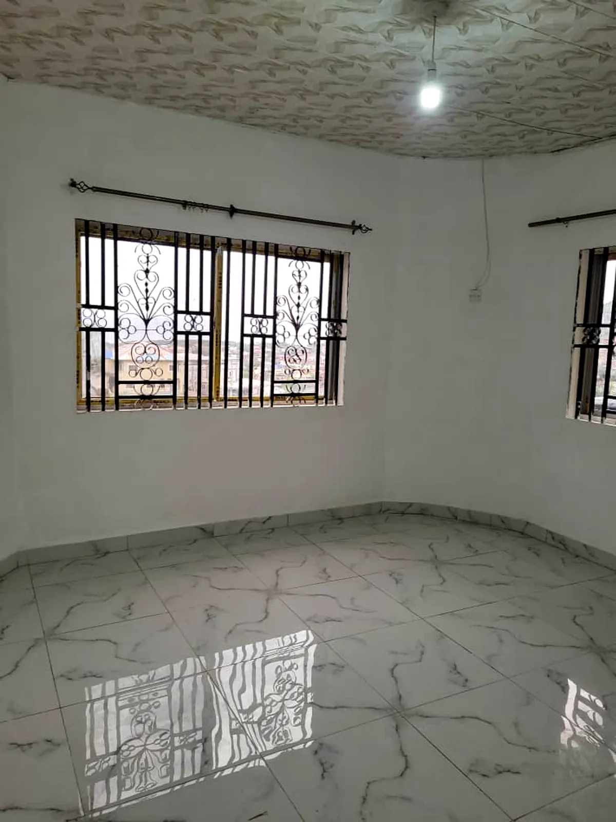 3 Bedroom Apartments in Angola Town - photo 5